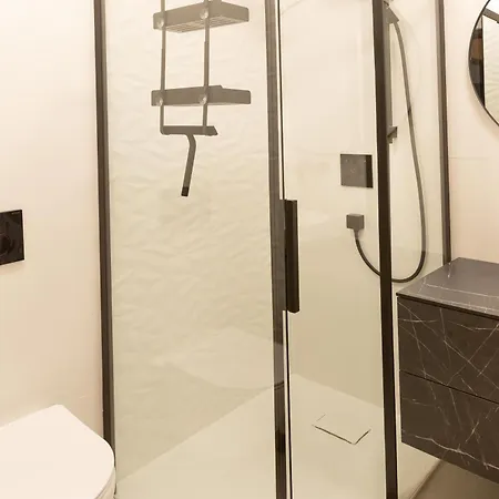 Modern Luxury *